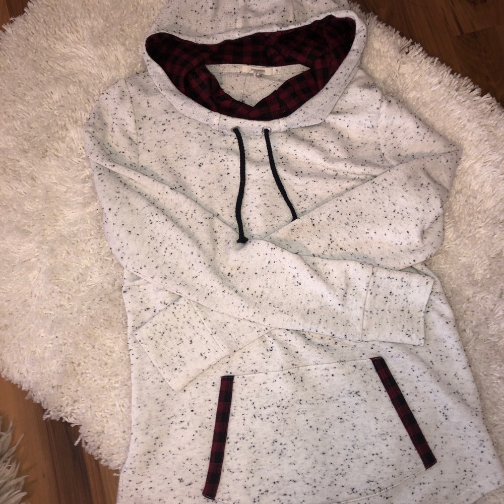 White hoodie